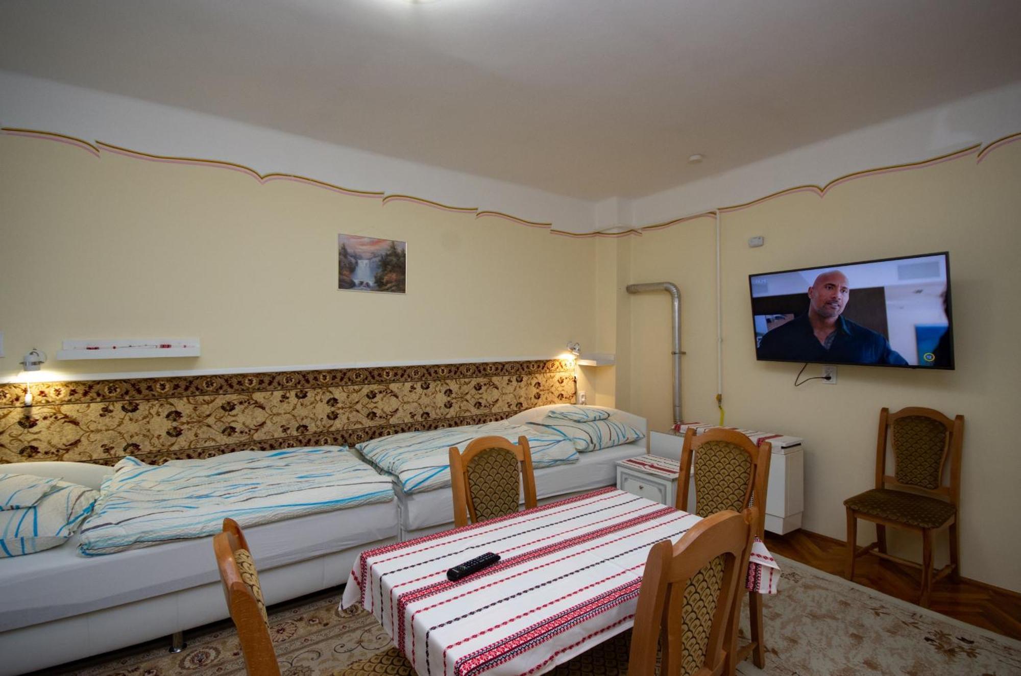 Amalia Apartman Дьюла Экстерьер фото