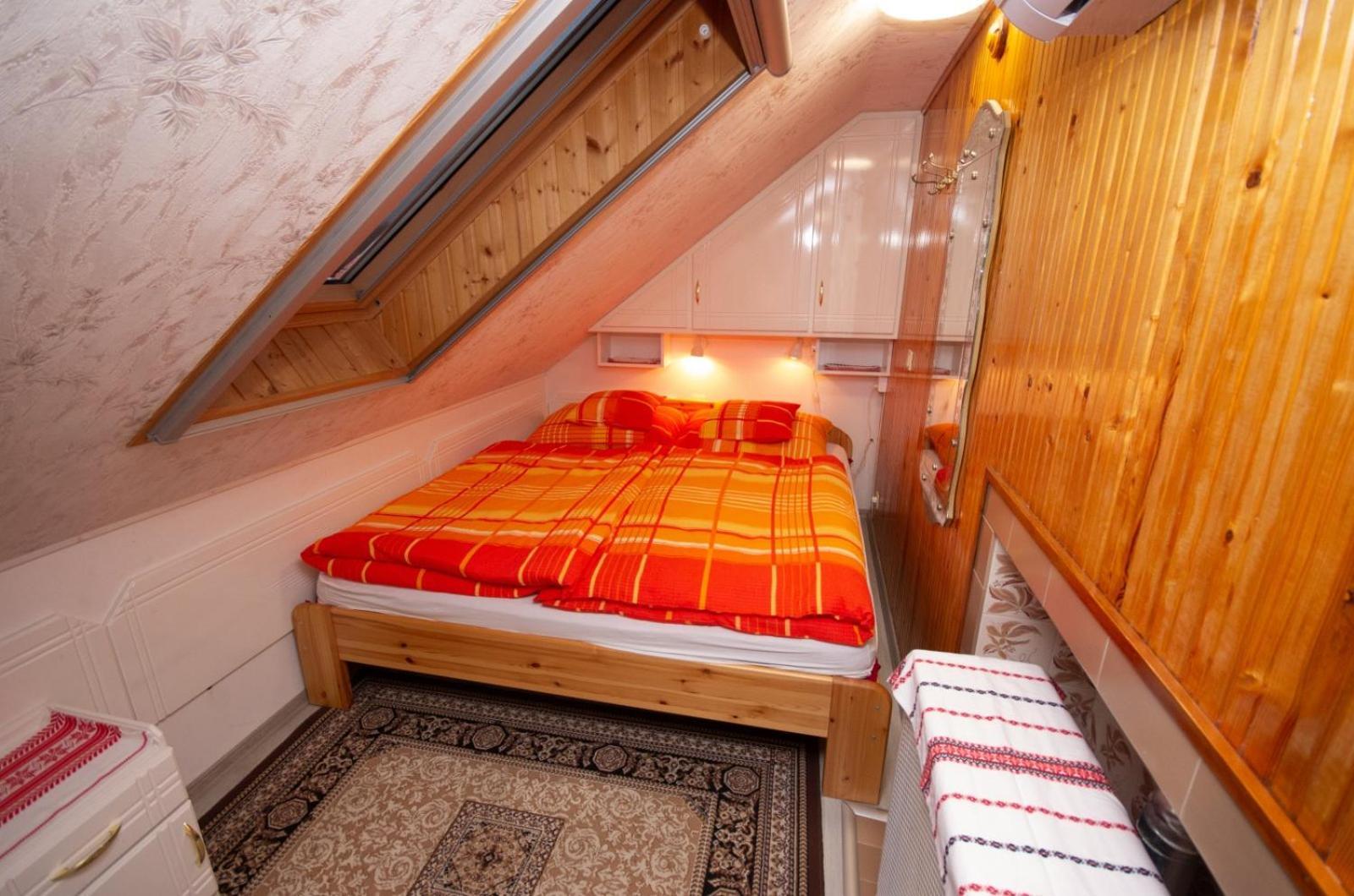 Amalia Apartman Дьюла Экстерьер фото