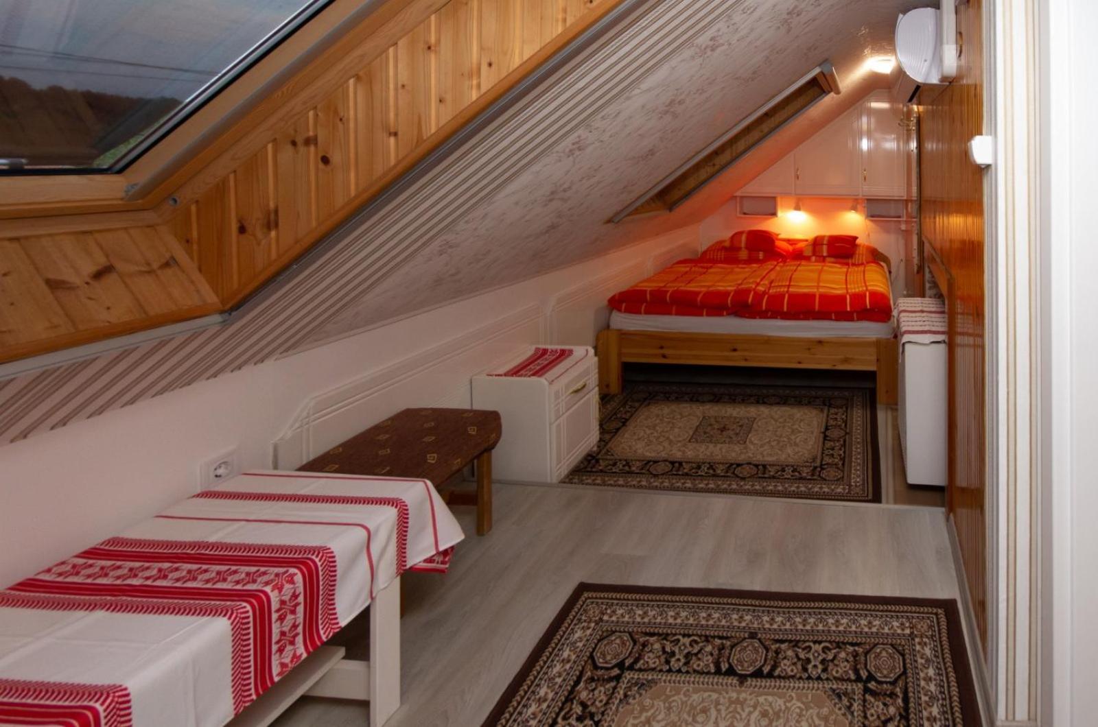 Amalia Apartman Дьюла Экстерьер фото